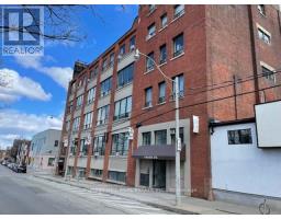 303 - 9 DAVIES AVENUE, Toronto, Ontario