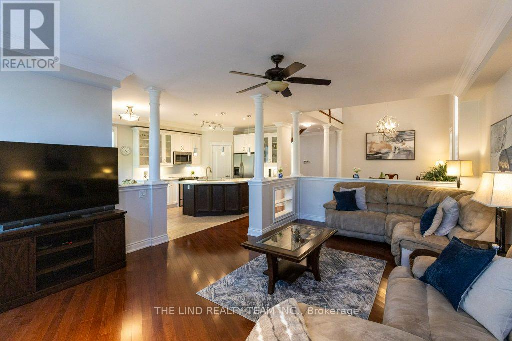 59 Stonecliffe Crescent, Aurora, Ontario  L4G 7Z7 - Photo 11 - N13164050