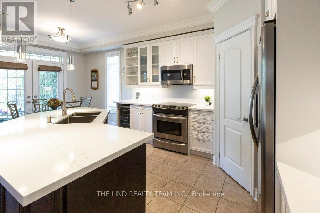 59 Stonecliffe Crescent, Aurora, Ontario  L4G 7Z7 - Photo 14 - N13164050
