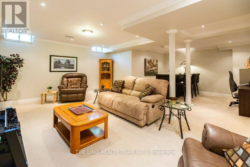 59 Stonecliffe Crescent, Aurora, Ontario  L4G 7Z7 - Photo 46 - N13164050