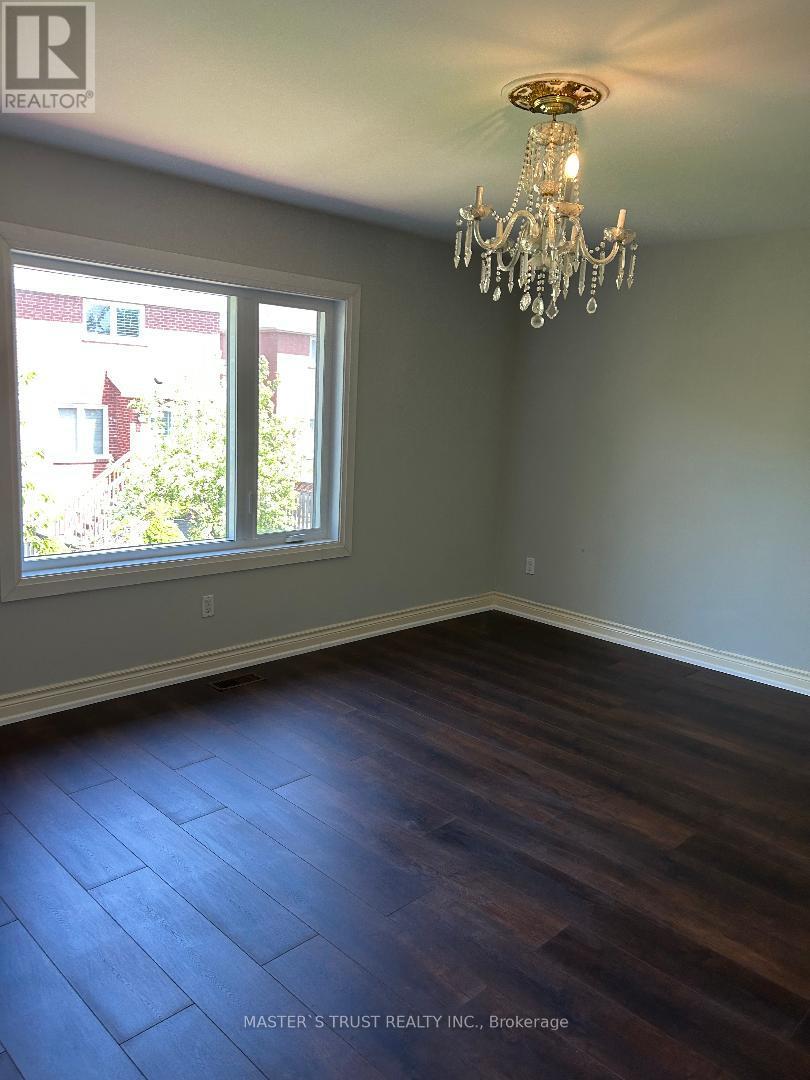 10 Buckhorn Avenue, Richmond Hill, Ontario  L4C 0E3 - Photo 14 - N13164060
