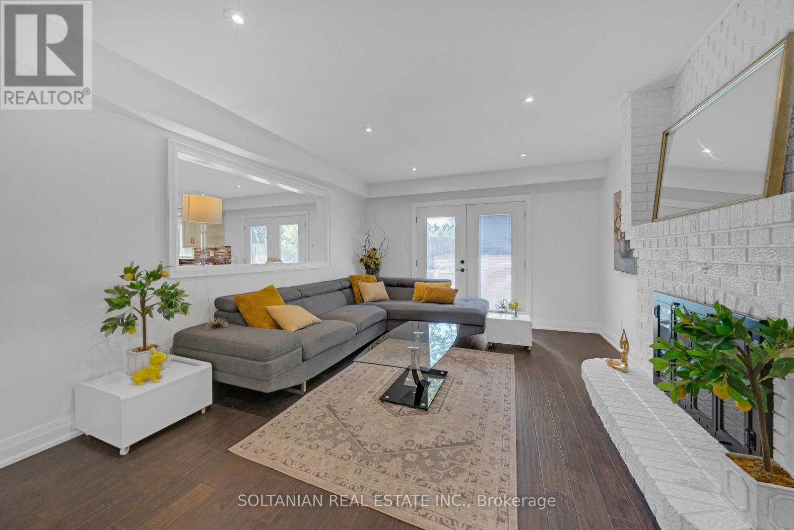 12 Dorian Place, Vaughan, Ontario  L4J 2M3 - Photo 15 - N13164086
