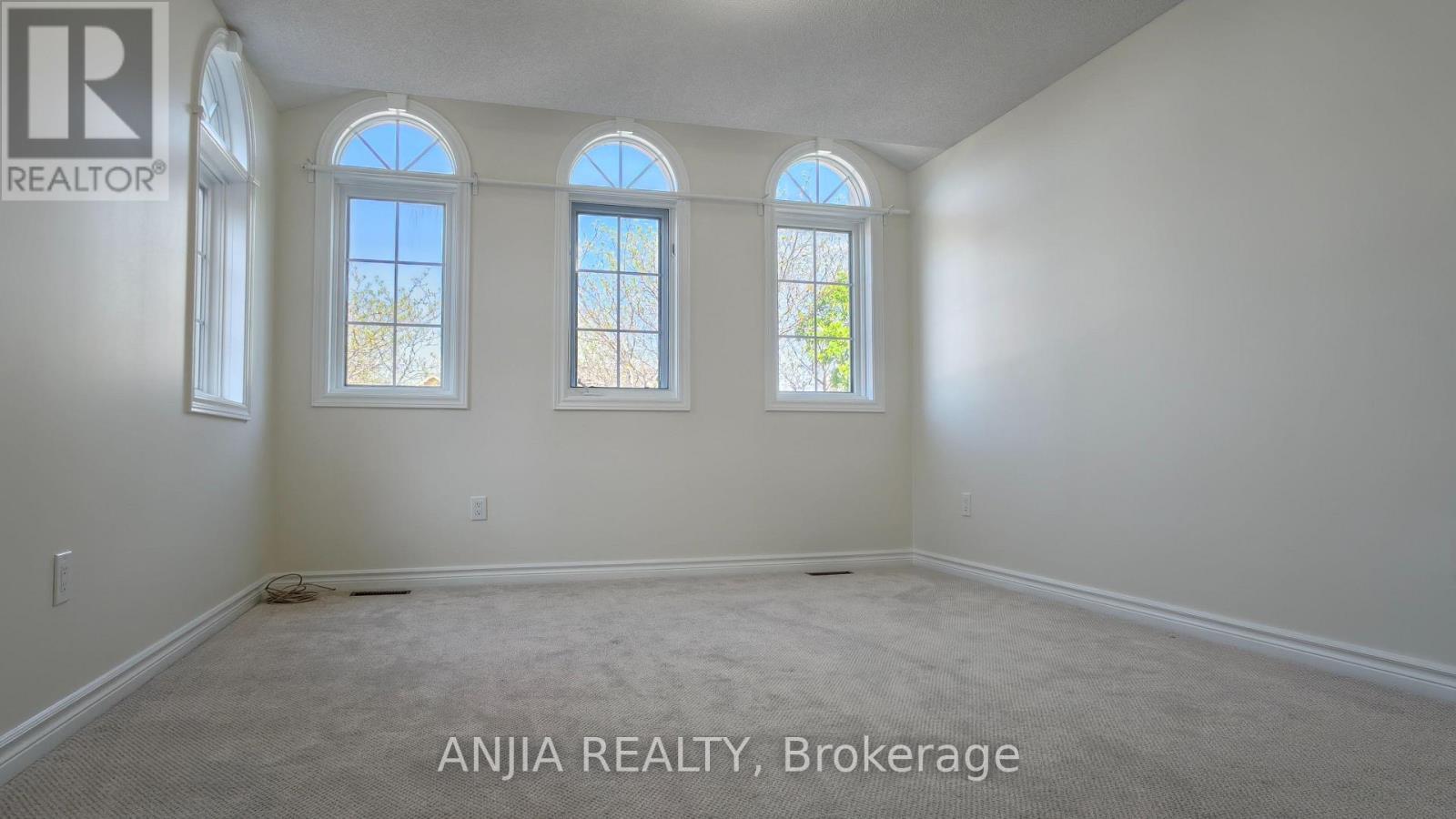 76 Fresno Court, Markham, Ontario  L3R 0T7 - Photo 7 - N13164102
