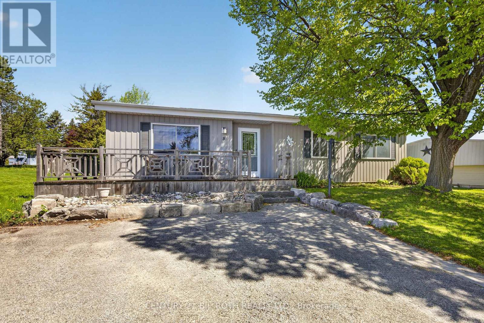 8 Belle Isle Arm, Innisfil, Ontario  L9S 1N7 - Photo 1 - N13164136