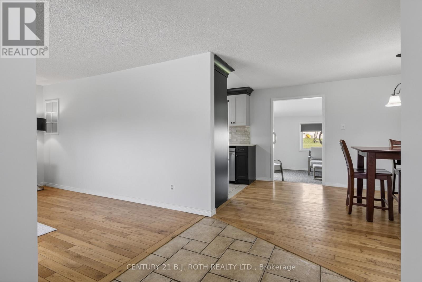 8 Belle Isle Arm, Innisfil, Ontario  L9S 1N7 - Photo 15 - N13164136