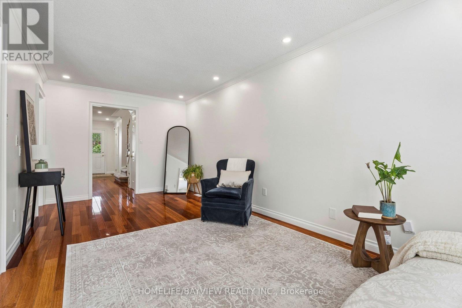 29 Oakridge Court, East Gwillimbury, Ontario  L9N 1M5 - Photo 10 - N13164156