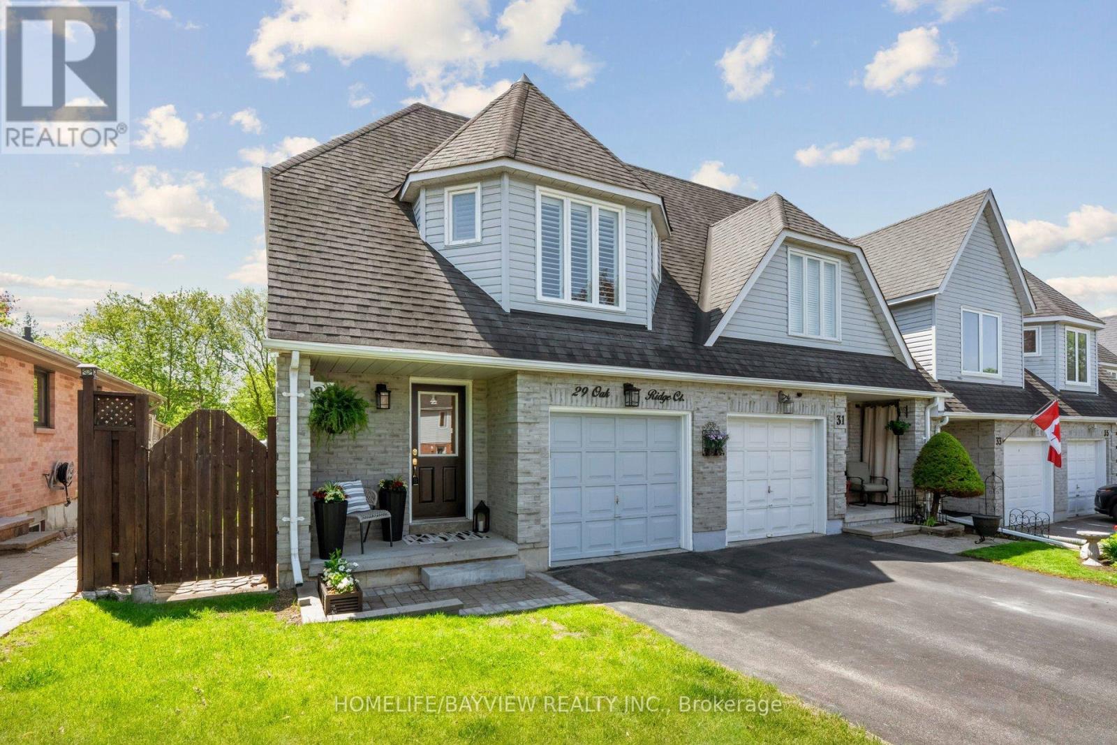 29 Oakridge Court, East Gwillimbury, Ontario  L9N 1M5 - Photo 2 - N13164156