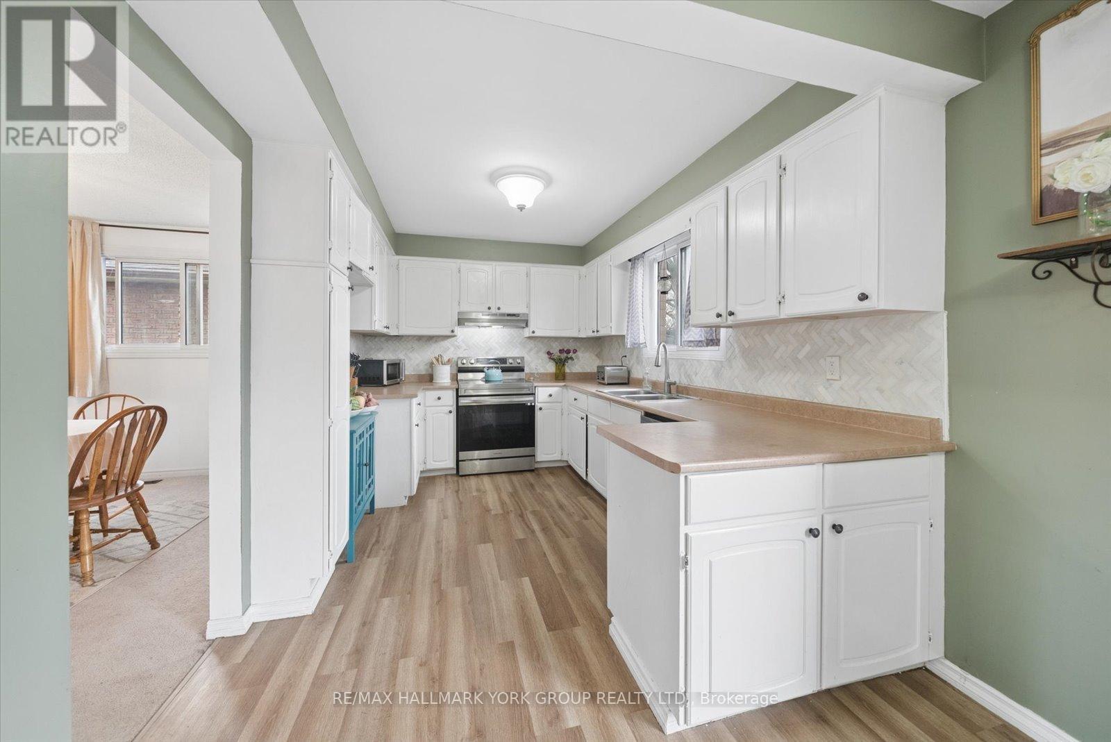 41 Laurentian Lane, Orillia, Ontario  L3V 7N8 - Photo 14 - S13164076