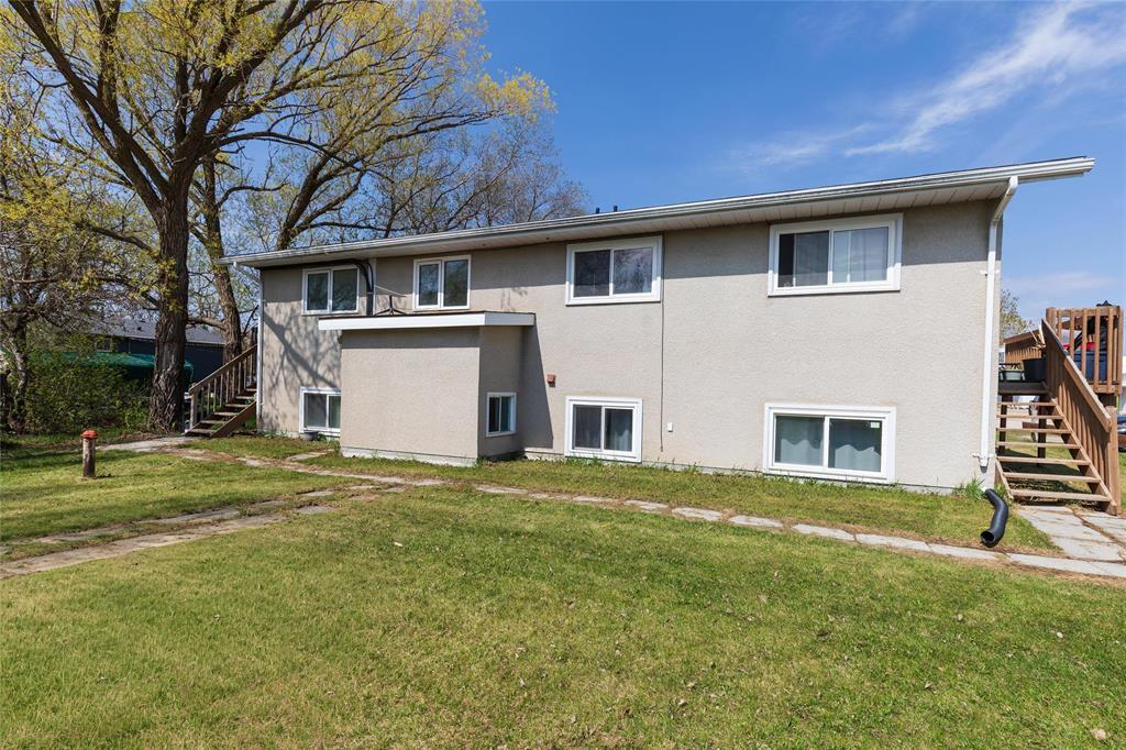 42 Arena Road, Ste Anne, Manitoba  R5H 1J2 - Photo 4 - 202611459