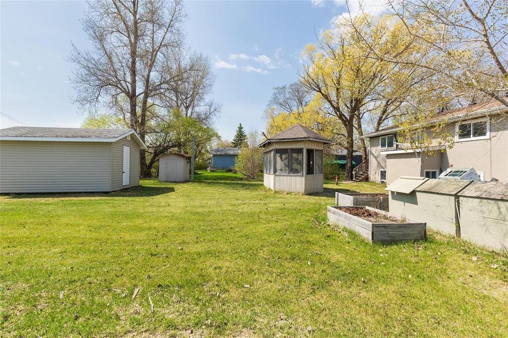 42 Arena Road, Ste Anne, Manitoba  R5H 1J2 - Photo 6 - 202611459