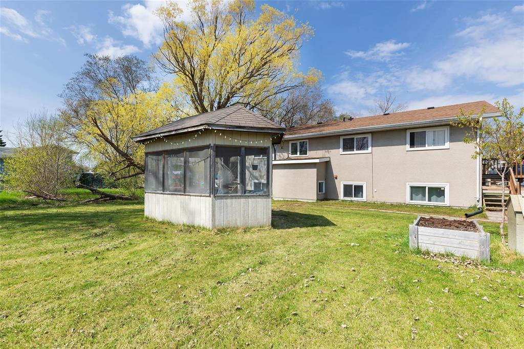 42 Arena Road, Ste Anne, Manitoba  R5H 1J2 - Photo 8 - 202611459