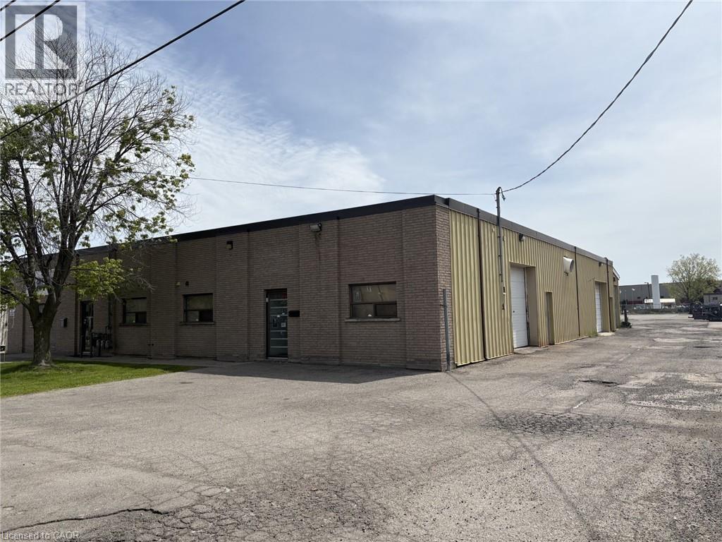 10 PINELANDS Avenue Unit# 3, Stoney Creek, Ontario