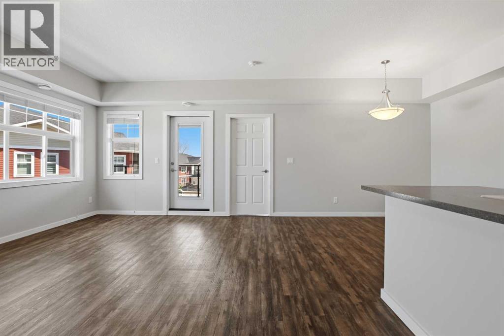 E6, 5300 Vista Trail, Blackfalds, Alberta  T4M 0L8 - Photo 6 - A2308808