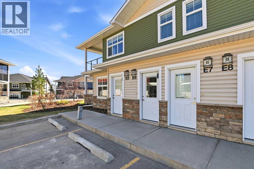 E6, 5300 Vista Trail, Blackfalds, Alberta  T4M 0L8 - Photo 2 - A2308808