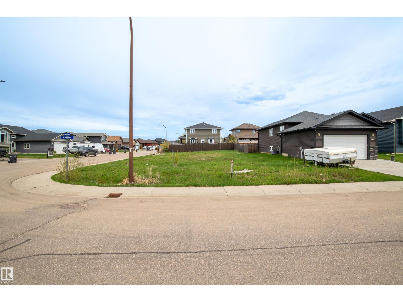 4930 57 Av, Cold Lake, Alberta  T9M 0E7 - Photo 2 - E4470313