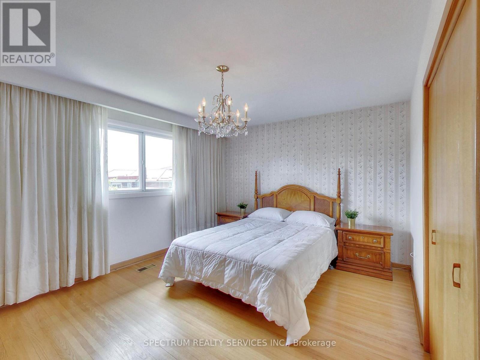 56 Blacksmith Crescent, Toronto, Ontario  M3N 1V4 - Photo 16 - W13164072