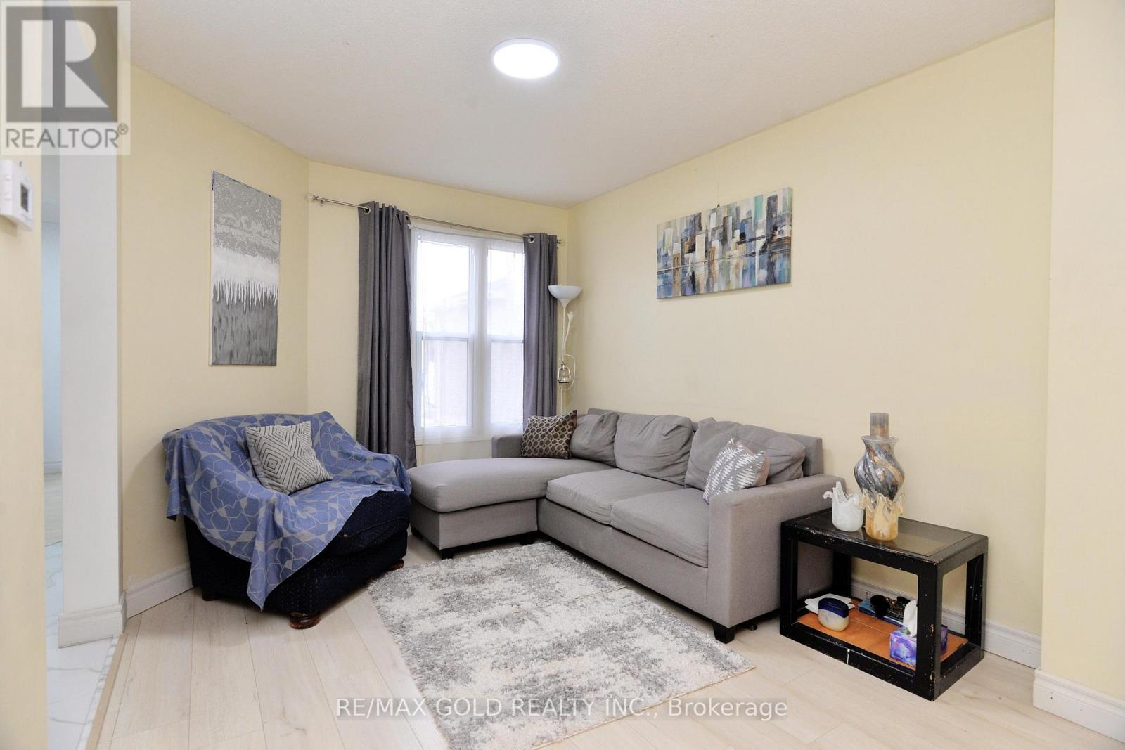9 Ravenswood Drive, Brampton, Ontario  L6Y 3Y5 - Photo 11 - W13164120