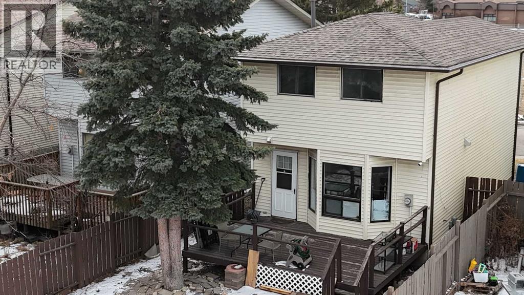 52 Templeby Way Ne, Calgary, Alberta  T1Y 5N8 - Photo 2 - A2294767