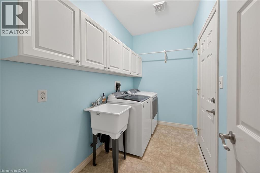 44 Riveroaks Drive, Mount Hope, Ontario  L0R 1W0 - Photo 15 - 40832807