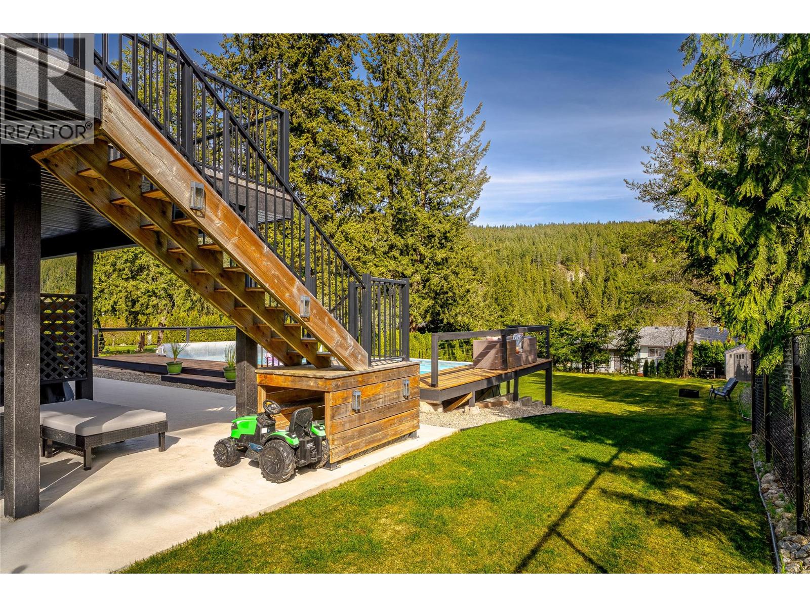 2790 Mountview Drive, Blind Bay, British Columbia  V0E 1H1 - Photo 81 - 10384426