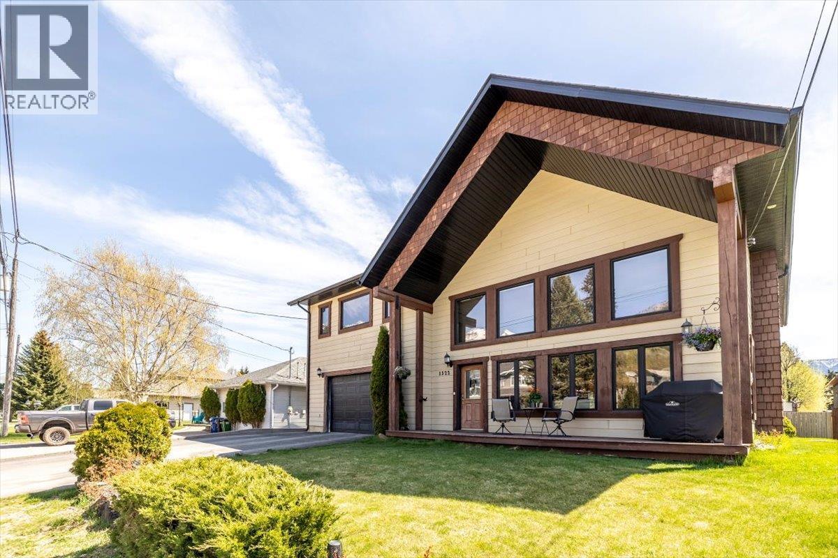 1322 11th Avenue, Fernie, British Columbia V0B 1M0 - Photo 2 - 10386058