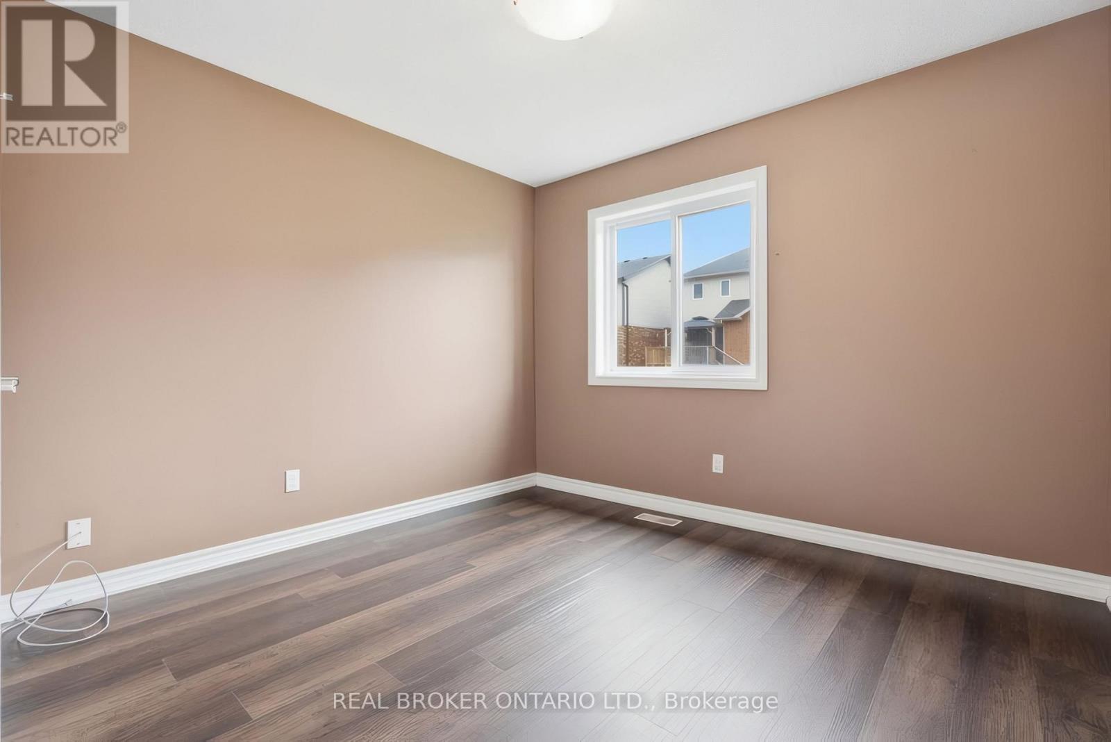 1047 Marquette Drive, Woodstock, Ontario  N4V 0A9 - Photo 32 - X13164056