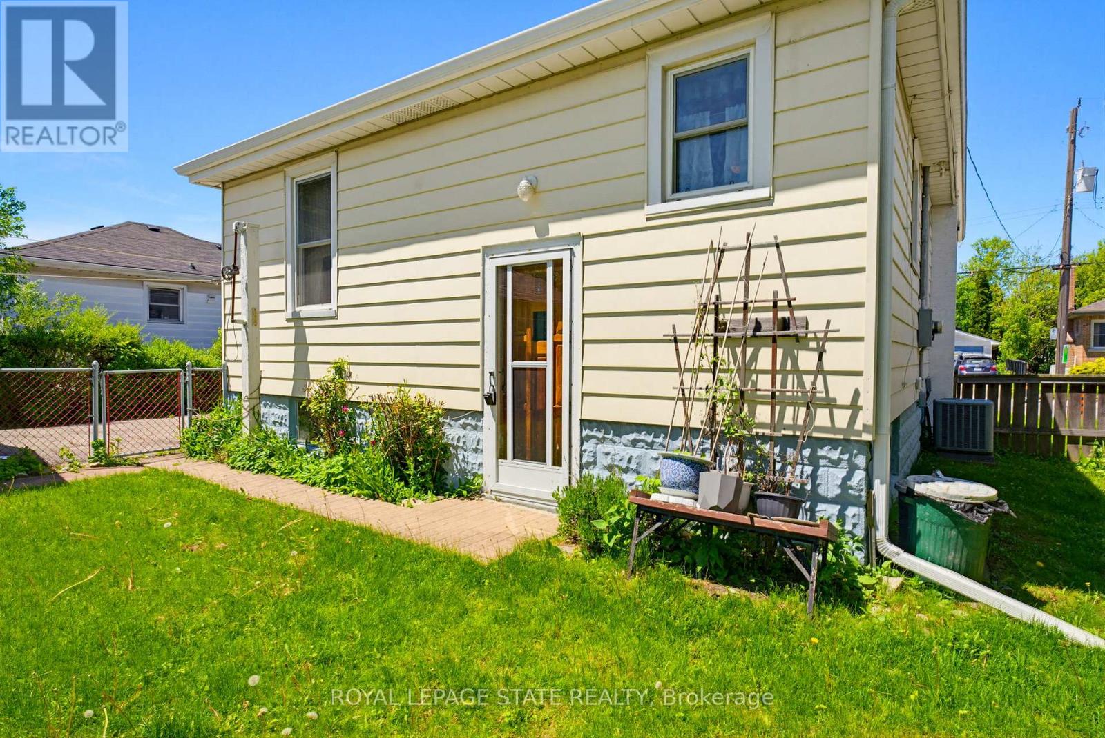 257 West 2nd Street, Hamilton, Ontario  L9C 3G6 - Photo 34 - X13164104