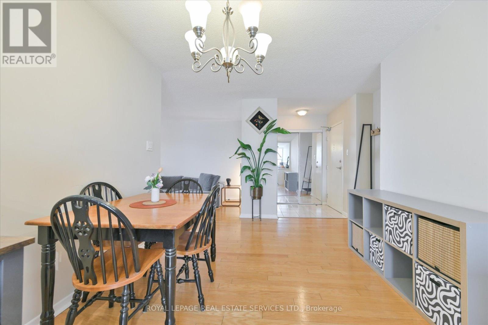 801 - 355 Rathburn Road E, Mississauga, Ontario  L4Z 1H4 - Photo 13 - W12867150