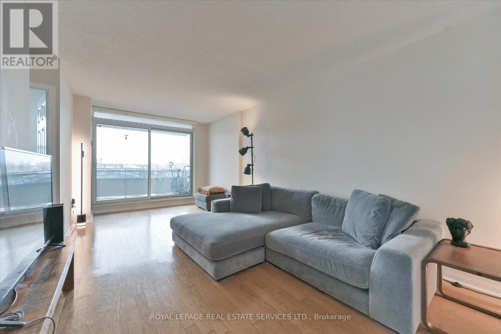 801 - 355 Rathburn Road E, Mississauga, Ontario  L4Z 1H4 - Photo 8 - W12867150