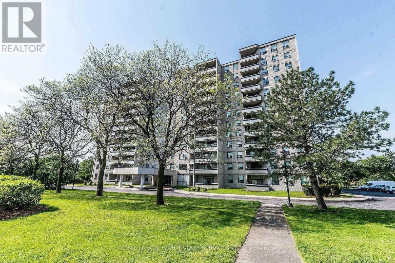 801 - 355 Rathburn Road E, Mississauga, Ontario  L4Z 1H4 - Photo 2 - W12867150