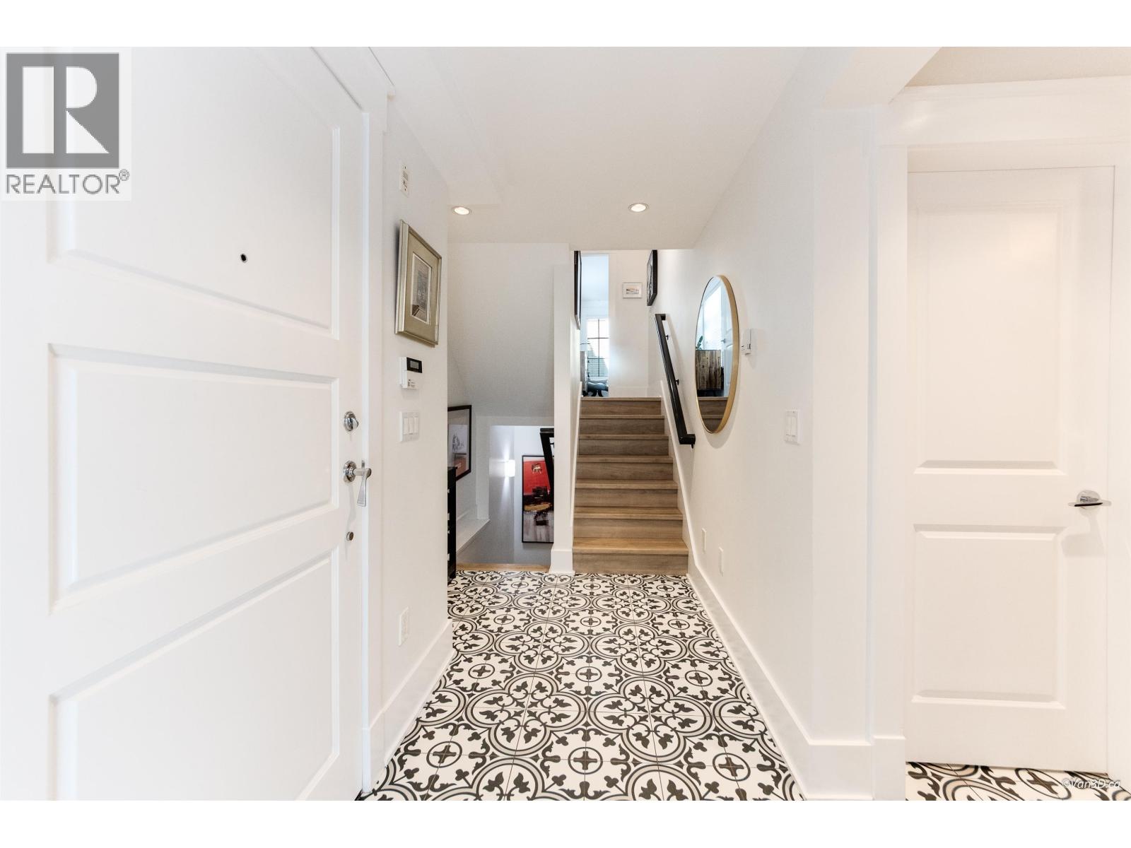 1017 W 8th Avenue, Vancouver, British Columbia  V6H 1C3 - Photo 32 - R3126947
