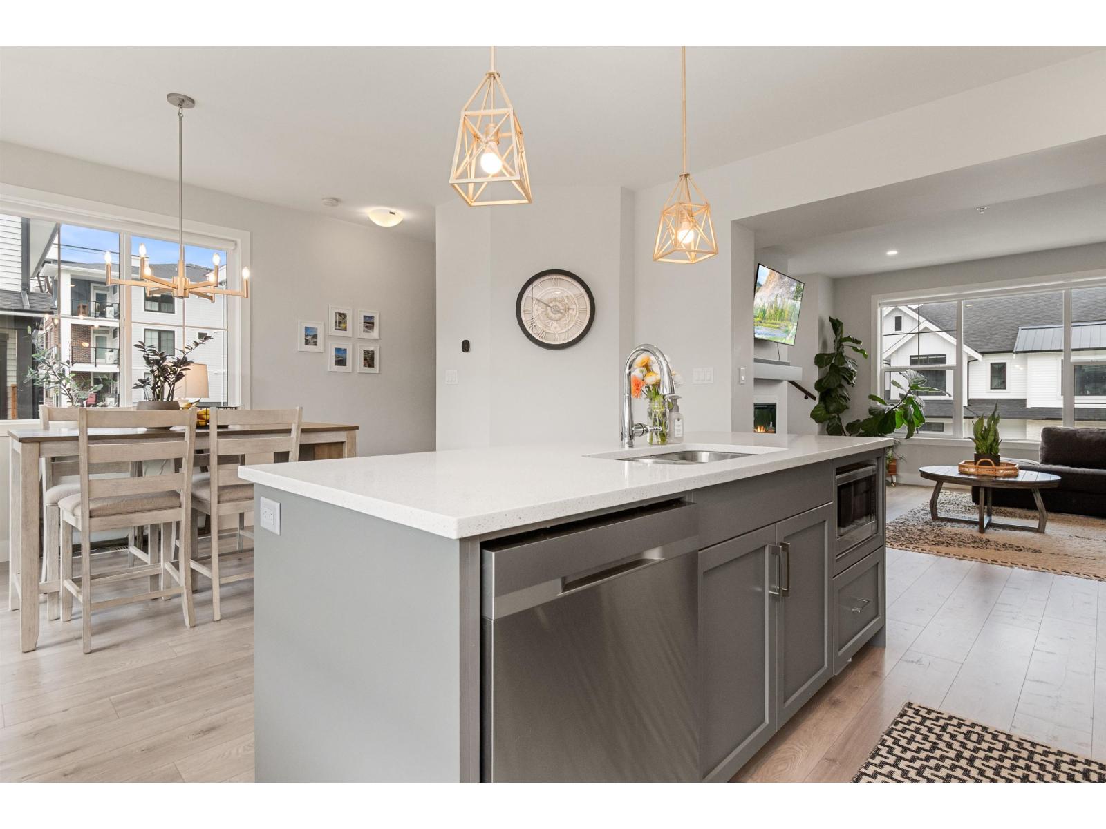 44529 Freshwater Drive, Sardis South, Chilliwack, British Columbia  V2R 6A3 - Photo 10 - R3126870