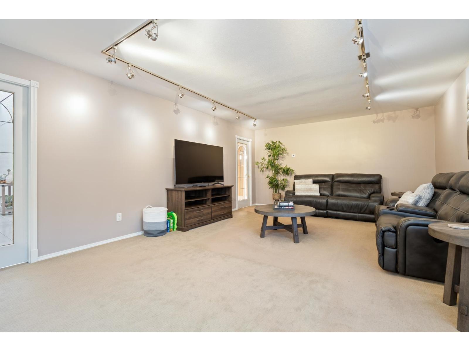 6202 189 Street, Surrey, British Columbia  V3S 7T7 - Photo 22 - R3103520