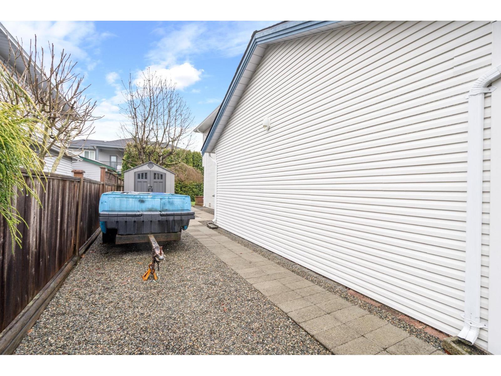 6202 189 Street, Surrey, British Columbia  V3S 7T7 - Photo 40 - R3103520