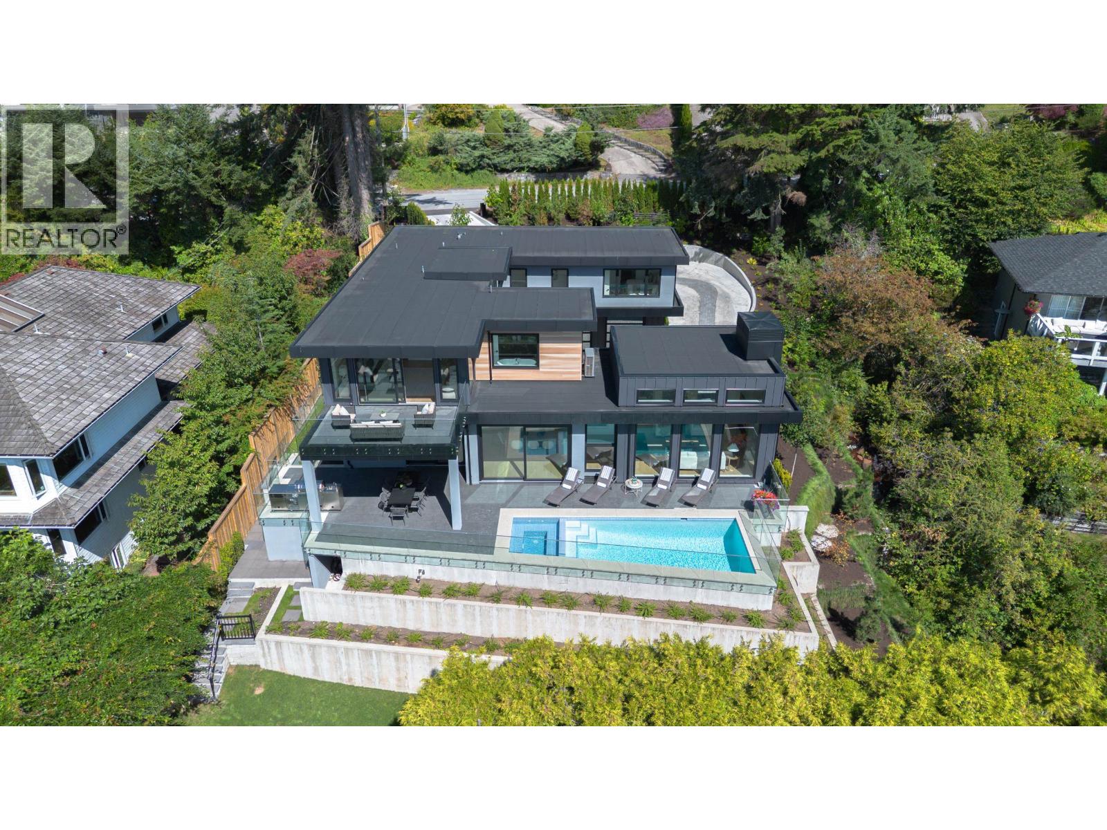 3180 Benbow Road, West Vancouver, British Columbia  V7V 3E2 - Photo 1 - R3126833