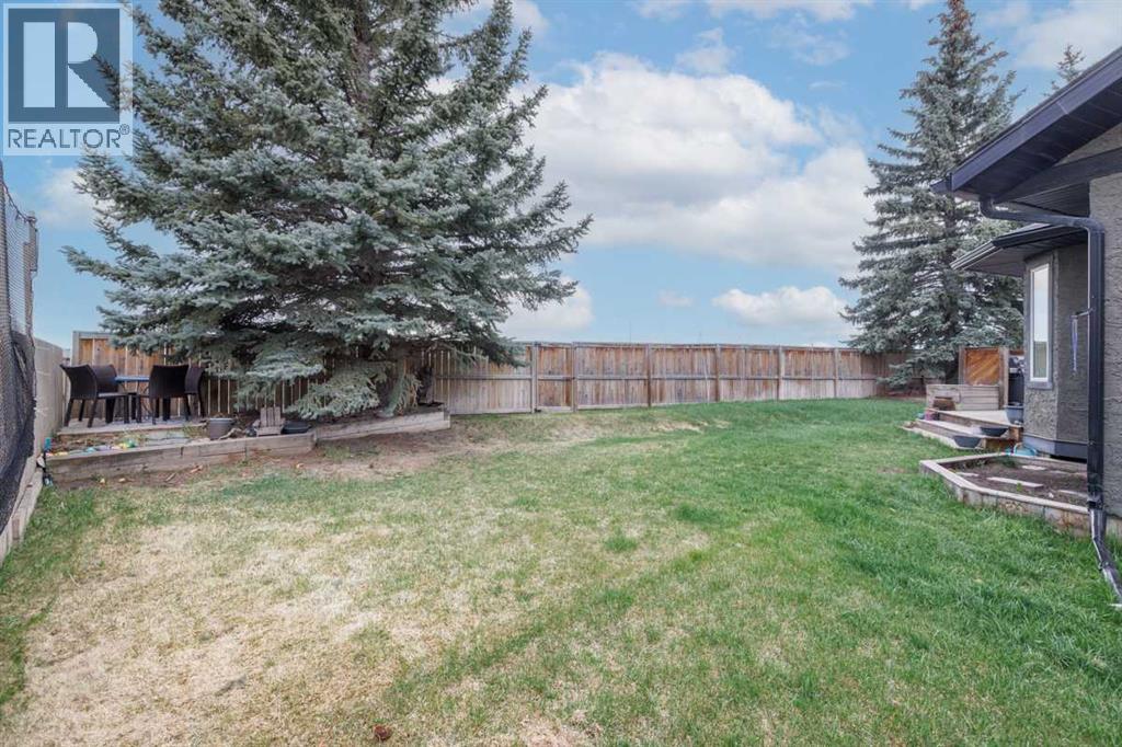 228 Wood Valley Bay SW, Calgary, Alberta  T2W 5Y4 - Photo 37 - A2309086