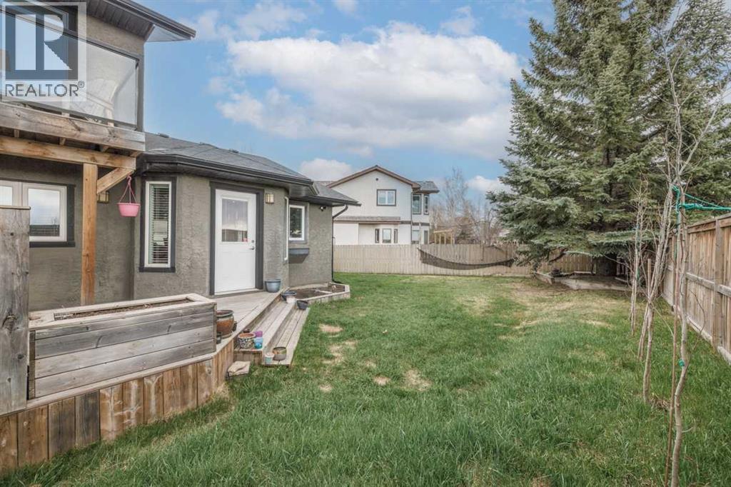 228 Wood Valley Bay SW, Calgary, Alberta  T2W 5Y4 - Photo 43 - A2309086