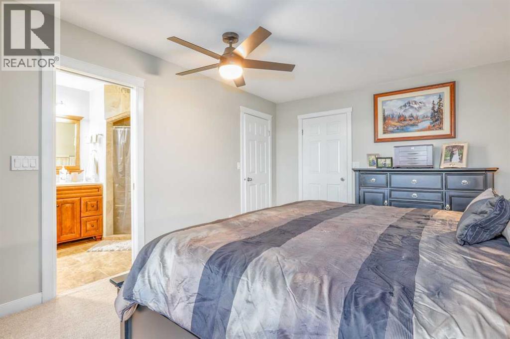 228 Wood Valley Bay SW, Calgary, Alberta  T2W 5Y4 - Photo 23 - A2309086