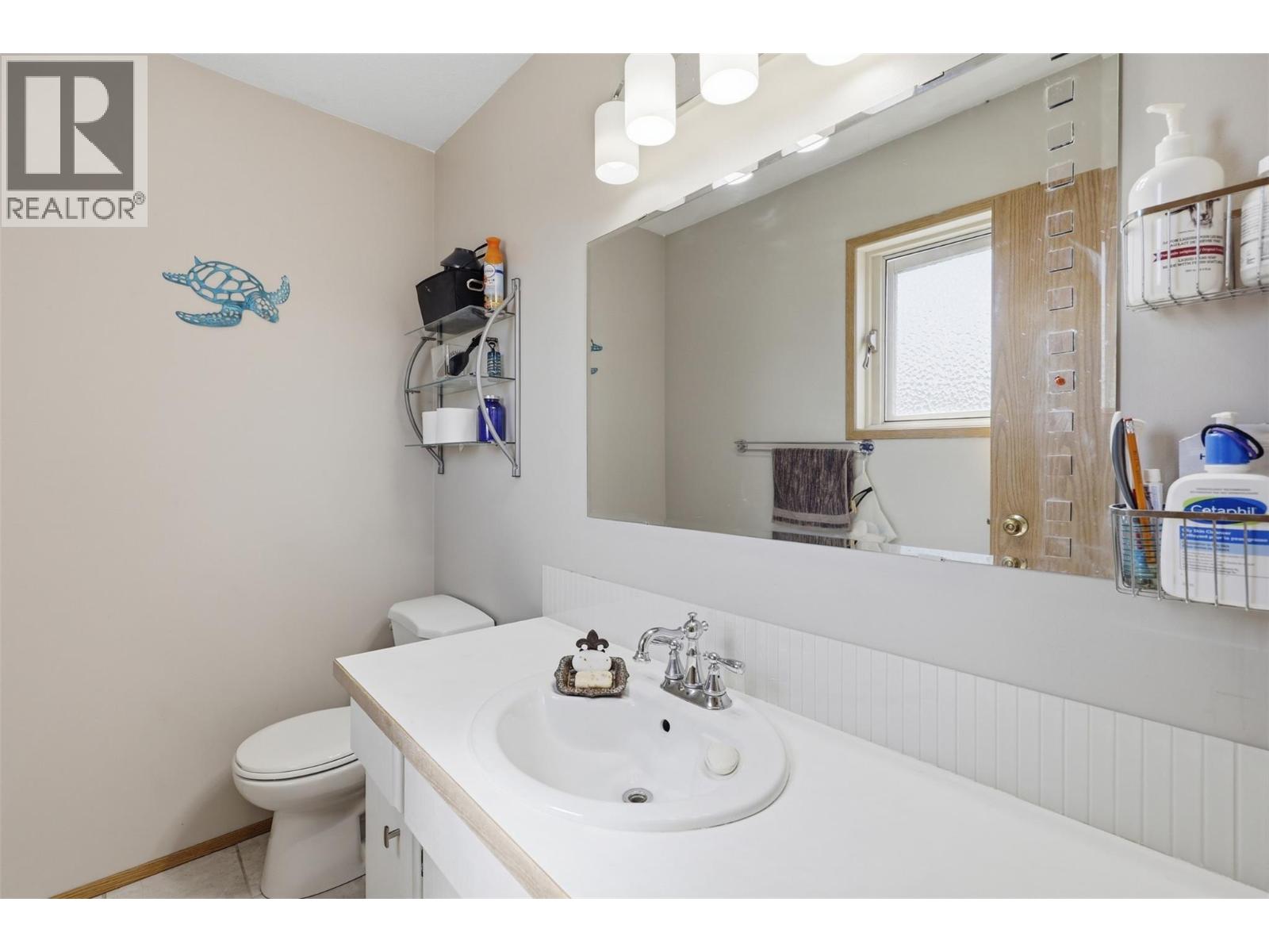 691 Richmond Avenue, Kamloops, British Columbia  V2B 1T4 - Photo 36 - 10388351