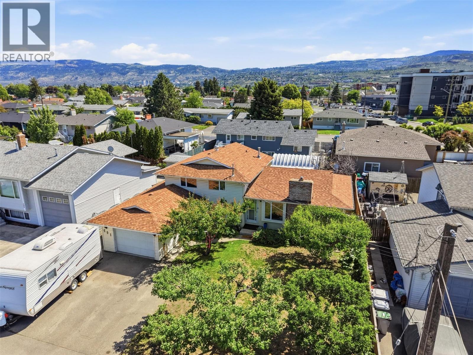 691 Richmond Avenue, Kamloops, British Columbia  V2B 1T4 - Photo 3 - 10388351