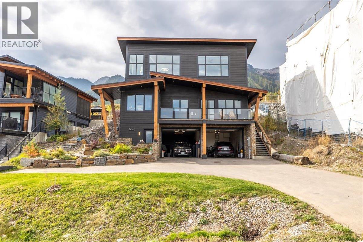 5416 Resort Drive, Fernie, British Columbia  V0B 1M6 - Photo 3 - 10388569