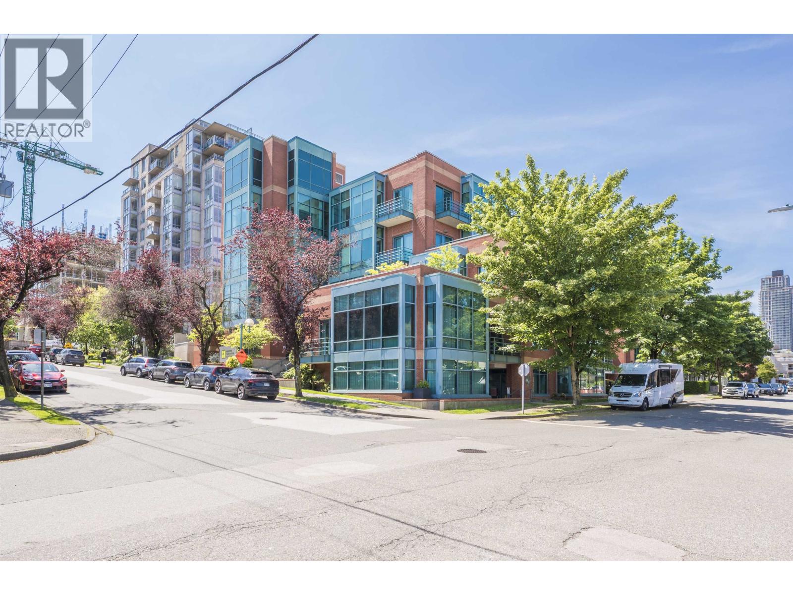 100 2433 SPRUCE STREET, Vancouver, British Columbia