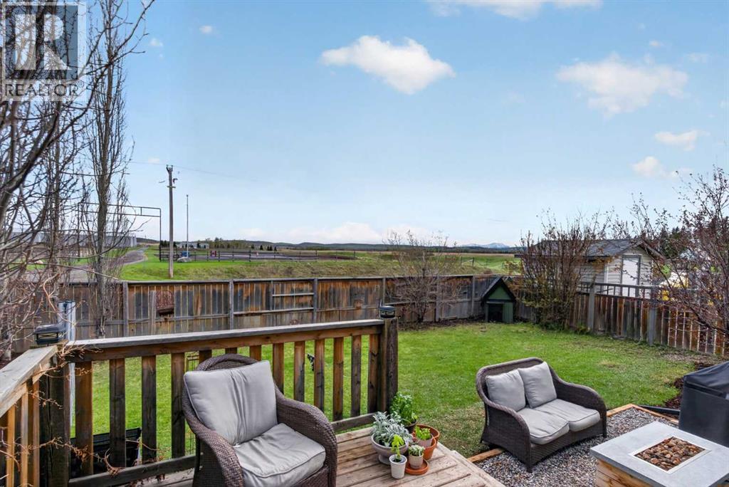 283 Willow Ridge Manor, Diamond Valley, Alberta  T0L 0H0 - Photo 4 - A2313366