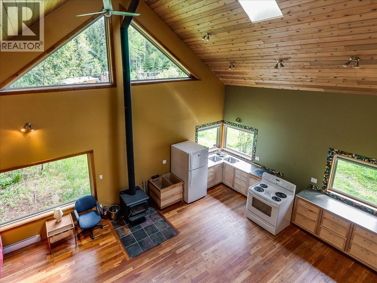 216 Porcupine Creek Road, Ymir, British Columbia  V0G 2K0 - Photo 55 - 10388117