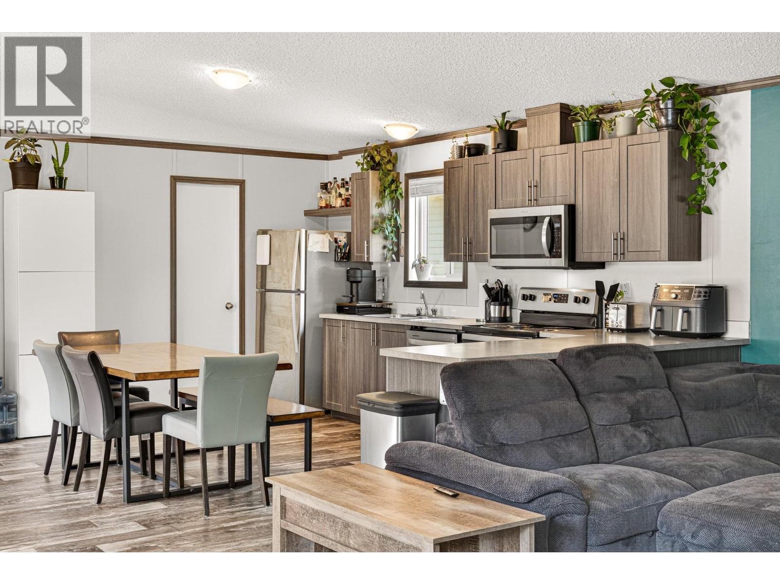 9773 Stephenson Road Unit# 39, Hosmer, British Columbia  V0B 1M5 - Photo 2 - 10388033