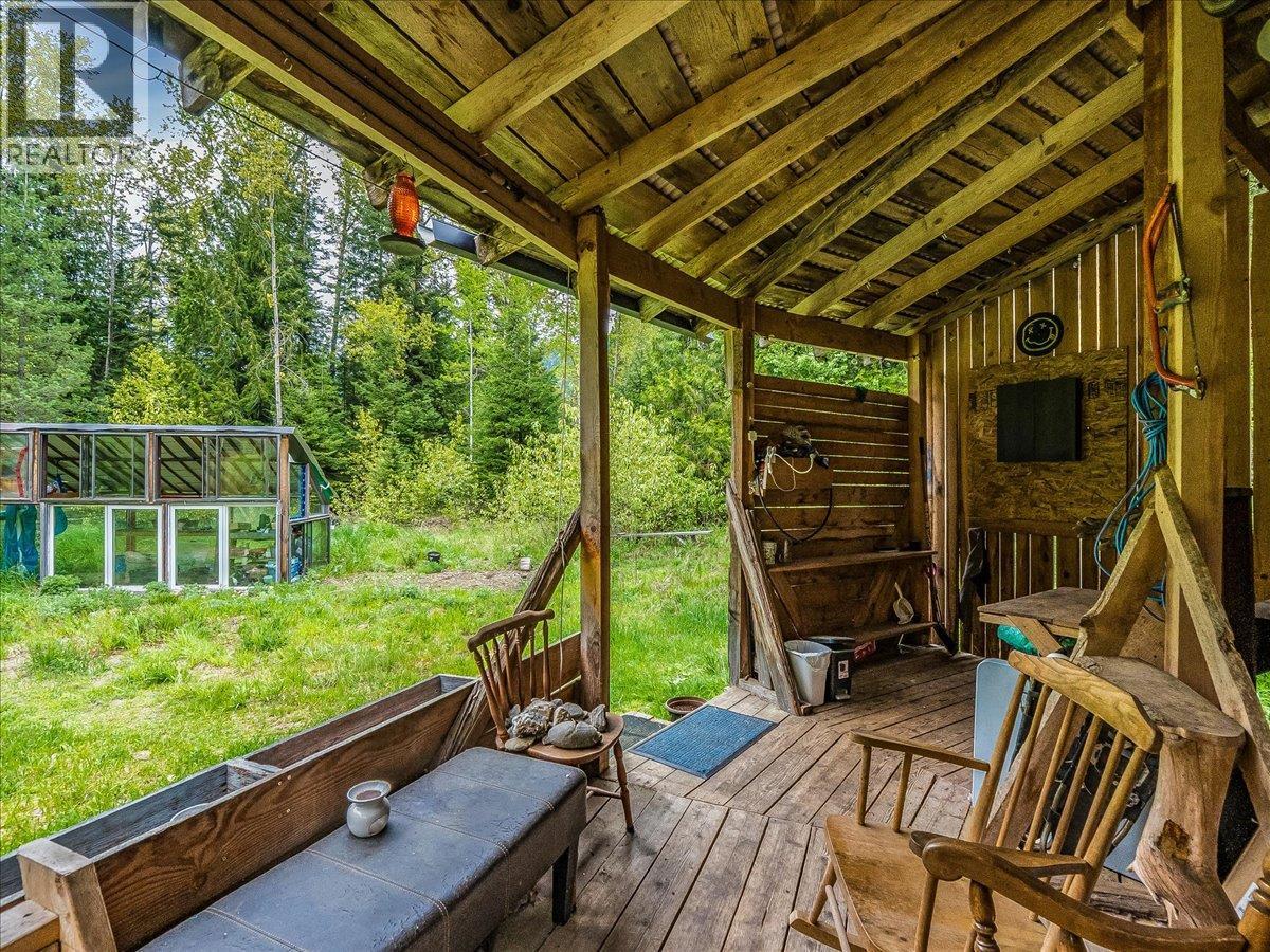 216 Porcupine Creek Road, Ymir, British Columbia  V0G 2K0 - Photo 24 - 10388117