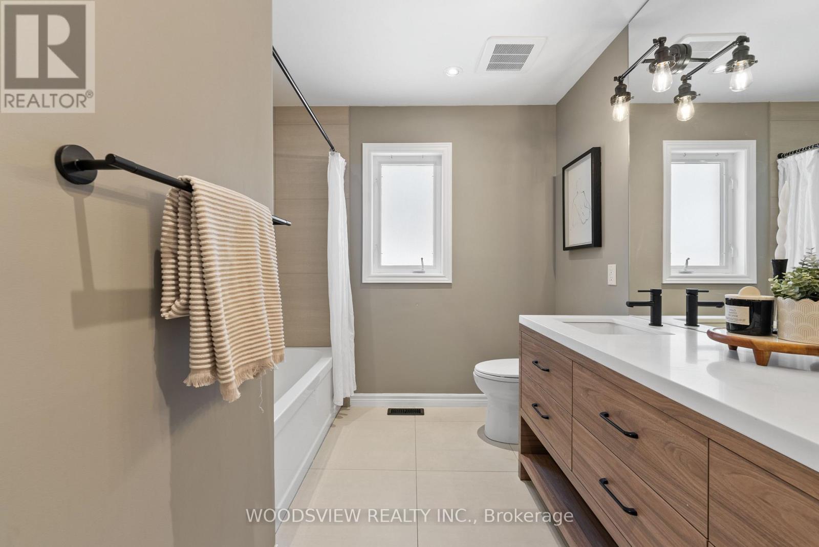 19 Weslock Crescent, Aurora, Ontario L4G 7Y9 - Photo 31 - N13161572