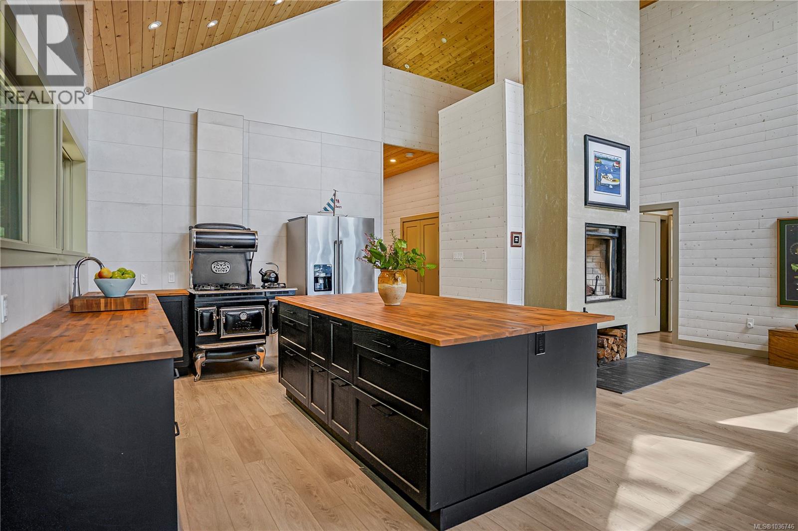 105 Mapleleaf Lane, Sidney Island, British Columbia  V8B 3X5 - Photo 12 - 1036746