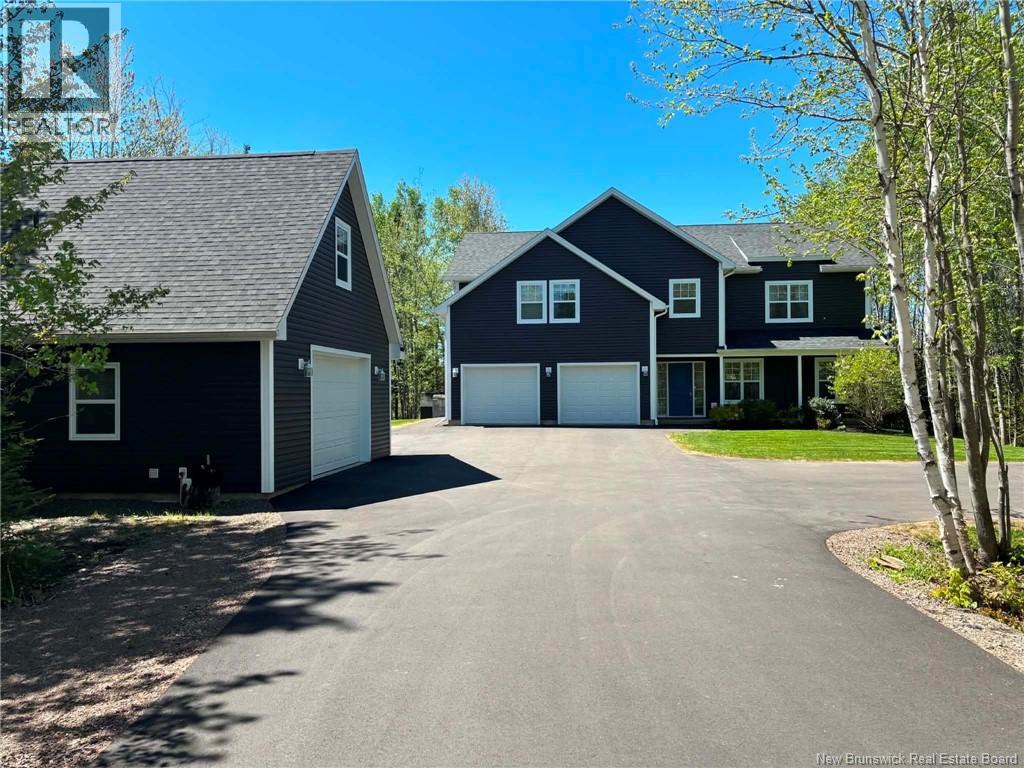 262 Rogers, Berry Mills, New Brunswick  E1G 2N5 - Photo 1 - NB132559
