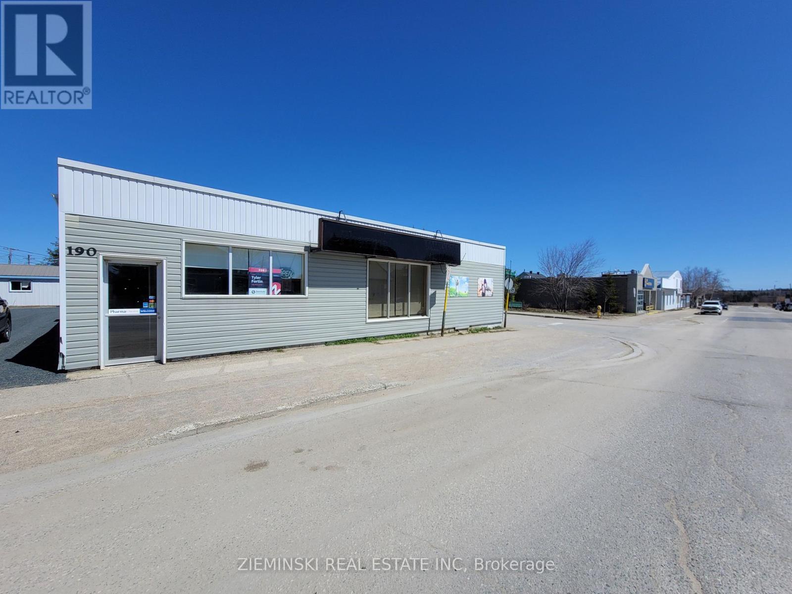 190 Main Street, Iroquois Falls, Ontario  P0K 1G0 - Photo 1 - T12907134
